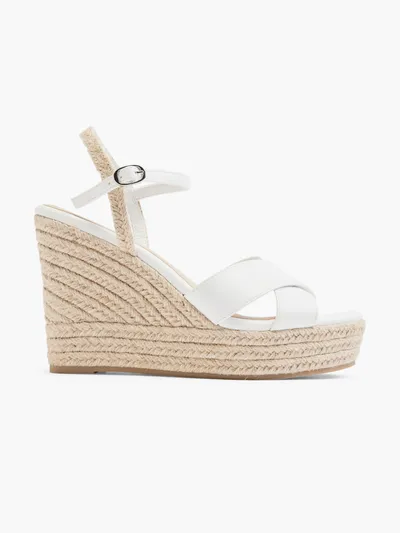 Sandale s petom