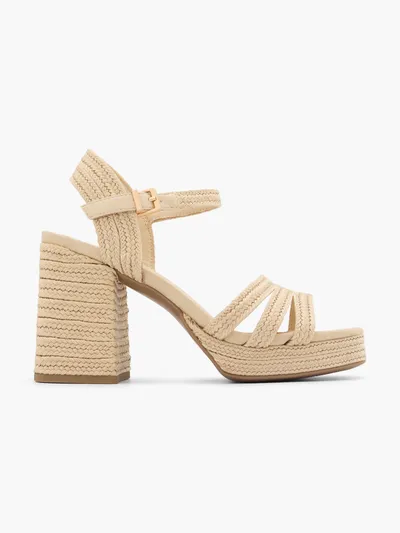 Sandale s petom