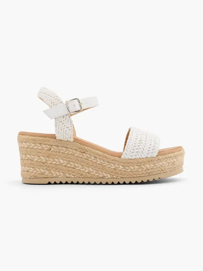 Sandale s petom