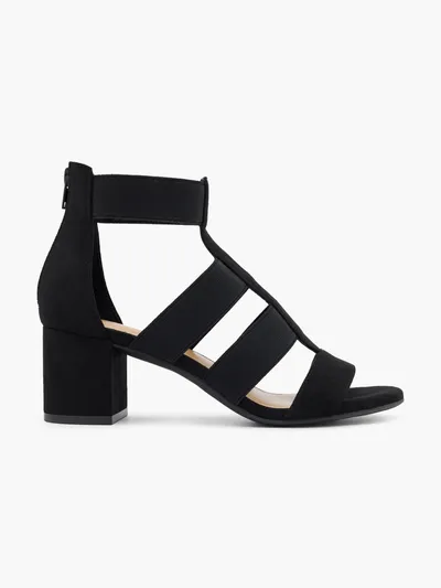 Sandale s petom