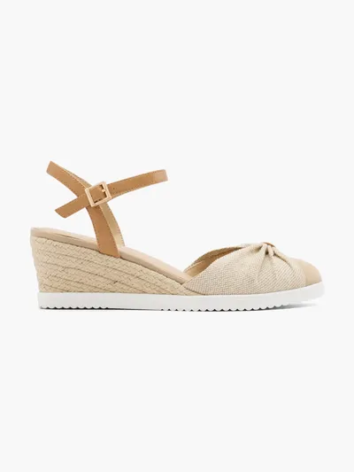 Sandale s petom