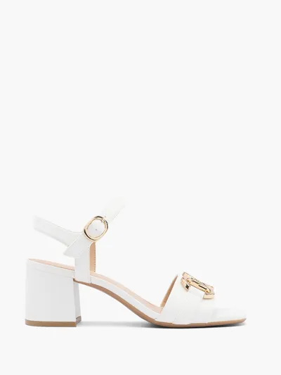 Sandale s petom