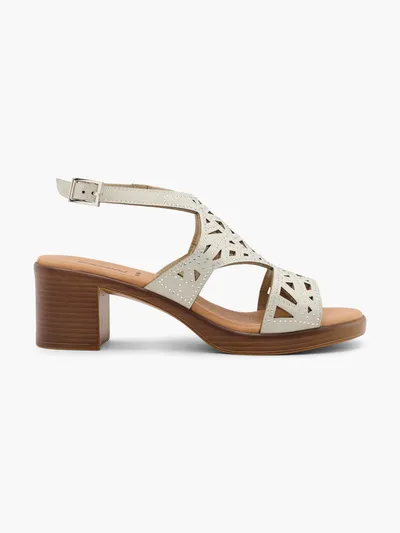 Sandale s petom