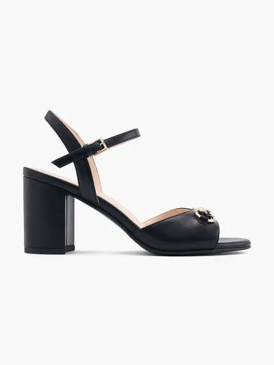 Sandale s petom