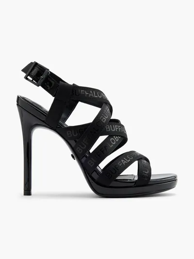 Sandale s petom