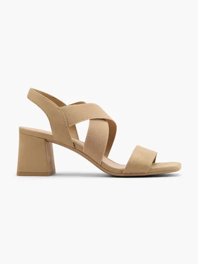Sandale s petom