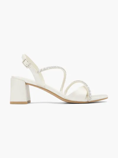 Sandale s petom