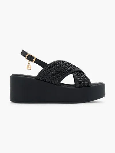 Sandale s petom
