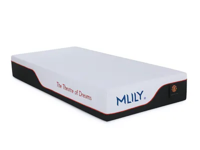 Madrac Mlily Manchester United Supreme 27 cm. Srednje tvrda udobnost, razvijen u saradnji s igračima Manchester Uniteda, navlaka s grafenom, 7 zona, memorijska pjena, CoolFlex® pjena