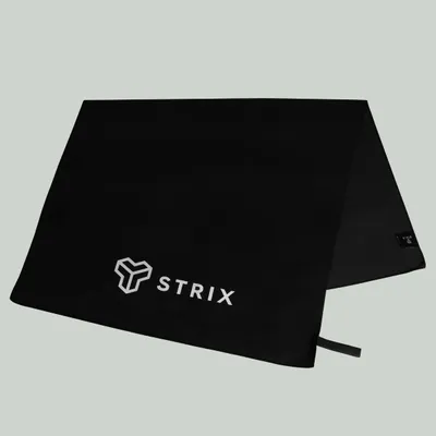 Sportski ručnik Medium Essential Black - STRIX