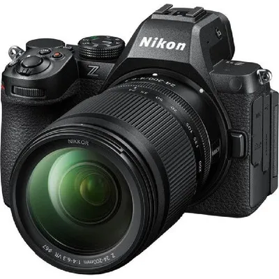 Nikon Z5II + 24-200mm f/4-6.3 VR