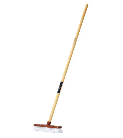 BIG TOOLS Četka PVC sa drvenom drškom 135cm SSR