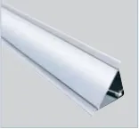 Aluminijska trougla lajsna TS-30 Dužina 366 cm.