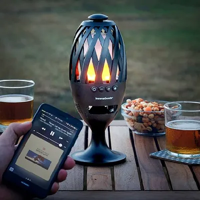 LED plamenska svjetiljka sa Bluetooth zvučnikom