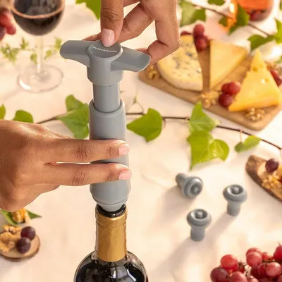 Vakum pumpa za vino sa 4 čepa Winuum