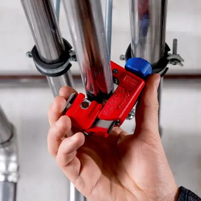 KNIPEX 90 31 01 TUBIX S Rezač cijevi 3-30mm, Crveni
