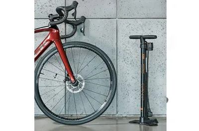 SKS Pumpa za gumu Airmotion 12.0