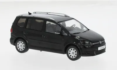 Ixo Kolekcionarski autić Volkswagen Touran 2010, Crni