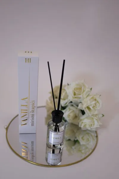 Hi by Ilda Difizer sa mirisnim šapićima Vanilla, 110 ml