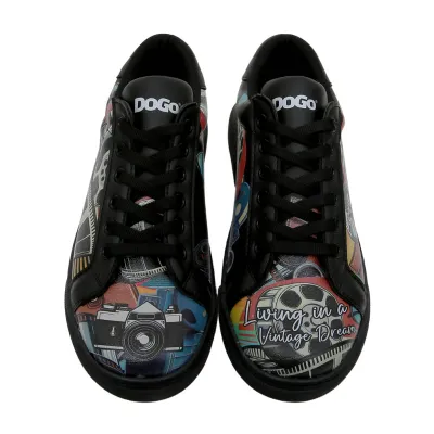 DOGO Ženske patike Ace Living in a Vintage Dream, Crne