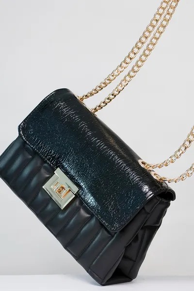 Lovely Bag Paris Baby - Crna Torba, Zlatni Metal