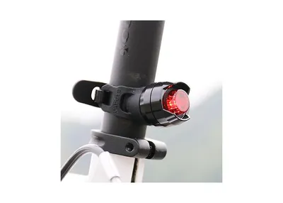 Cateye Svetlo Zadnje Led Baterijsko  Orb