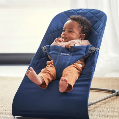 Babybjörn Bouncer Bliss Woven midnight blue, plava