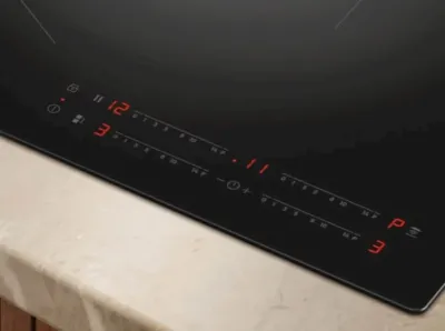Electrolux Ugradbena ploča EIV634 - indukcija, Crna