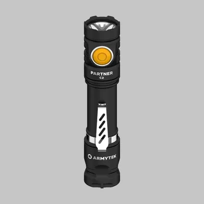Armytek Lampa Partner v4 C2 Reg XPLHI USB, Toplo svijetlo, Crna