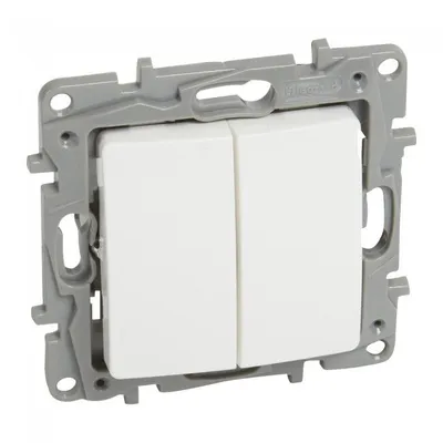 Legrand Sklopka Serijska Izmjenična 764502, Siva