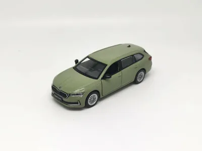 Igračka automobil Škoda Superb, karavan 67755, Zeleni