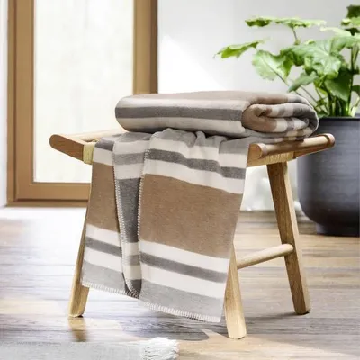 Ibena Deka Jacquard Barnsley, Šarena