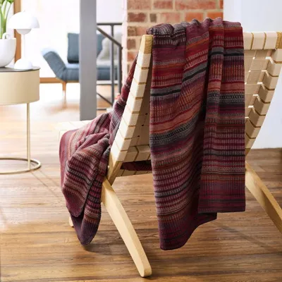 Ibena Deka Jacquard Guntur, Šarena