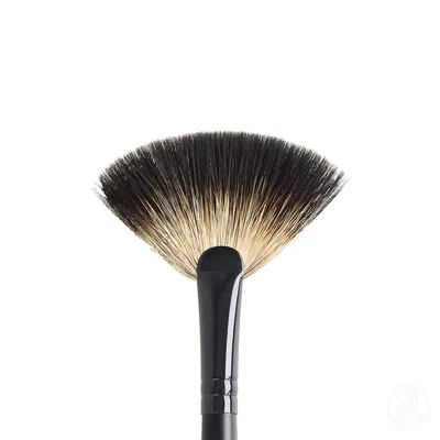 Blush Lijepezasta četkica za hajlajter 30A