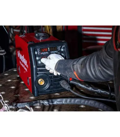 Bester by Lincoln Electric Multiprocesni aparat za zavarivanje BesterMIG 200-S