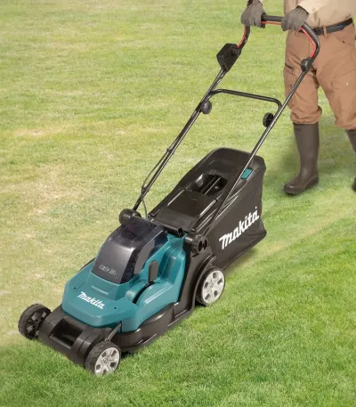 Makita Akumulatorska kosilica DLM432Z-Solo