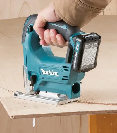 Makita Akumulatorska Ubodna Pila Jv102Dz