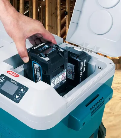 Makita Akumulatorski Hladnjak I Grijač 40 V Max Xgt Cw001Gz