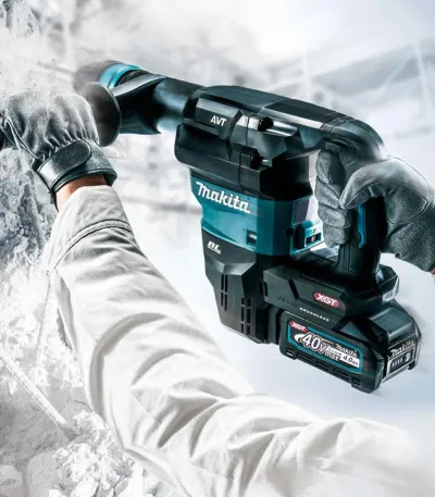 Makita Akumulatorski Udarni Čekić Hm001Gm201