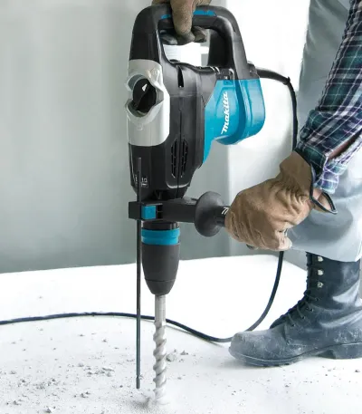 Makita Bušilica-čekić HR5202C