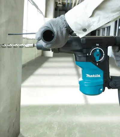 Makita Bušilicačekić HR3001CJ