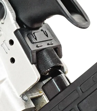 Makita Spajalica At638A