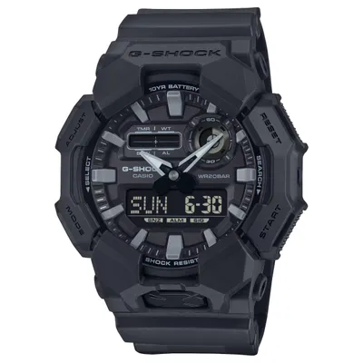 G-shock GA-010-1A1ER muški sat