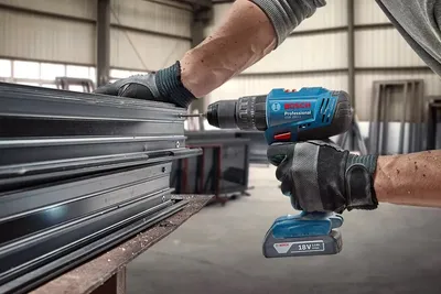 BOSCH GSB 183-LI Akumulatorska vibraciona bušilica - izvijač 18V 2x2Ah punjač i kofer