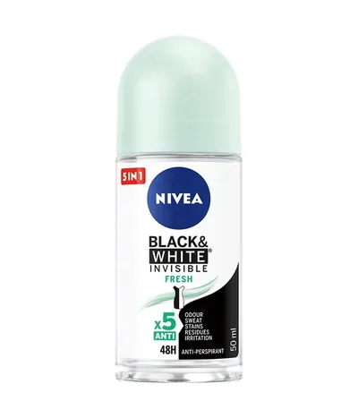 NIVEA Black&White Invisible Fresh dezodorans roll-on, 50 ml