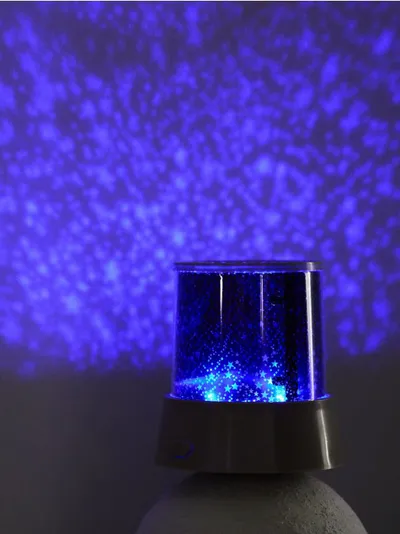 Rotirajući LED RGB projektor zvijezda