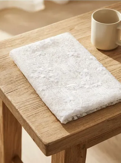 TABLE TREAD