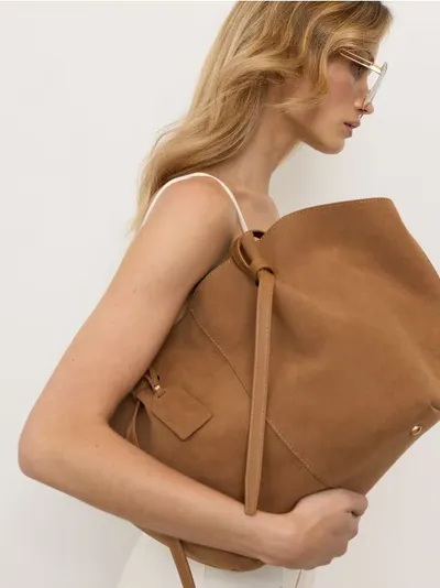 Shopper torba od brušene umjetne kože sa kozmetičkom torbicom