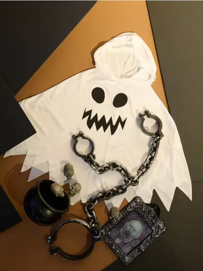 Lisice s lancem za Halloween