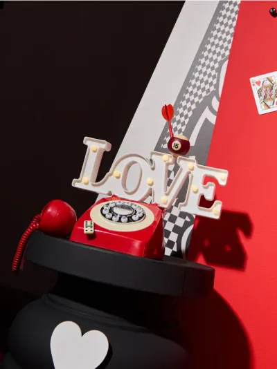 LED svjetlosna dekoracija LOVE